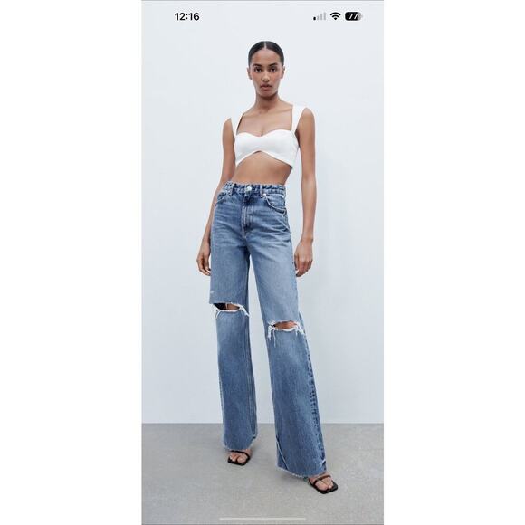 Zara Distressed Knee Jeans - Picture 1 of 7